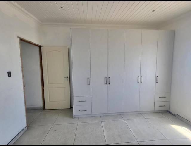 2 BEDROOM HOUSE FOR SALE IN LAAIPLEK